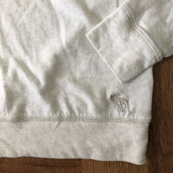 Abercrombie & Fitch long sleeve - Picture 3 of 3